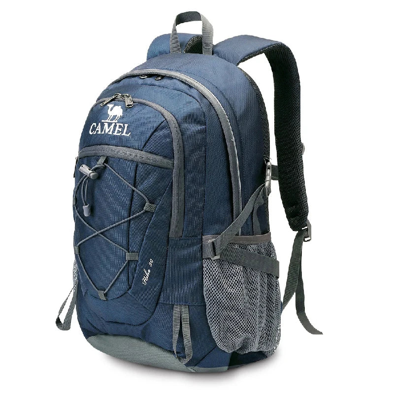 Mochila Outdoor Explorer 30L - Impermeável para Caminhadas e Trekking